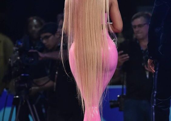 दोस्त की बीवी