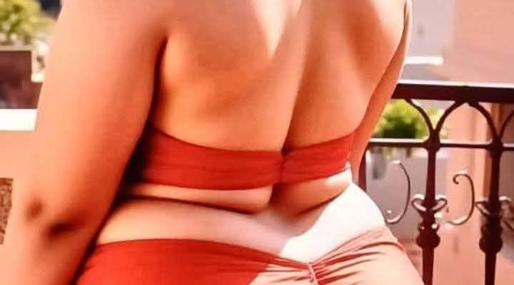 नंगा बदन